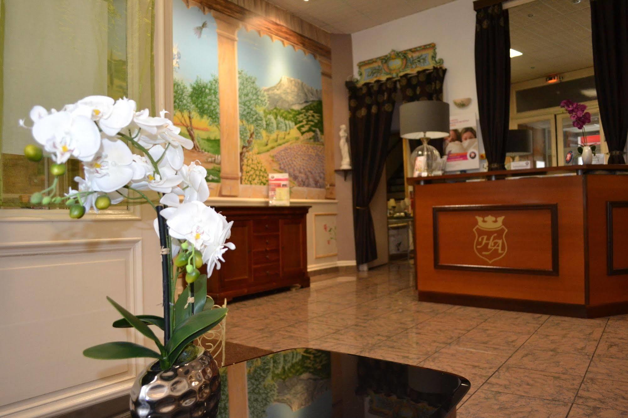 Hotel D'Angleterre, Salon-De-Provence Ngoại thất bức ảnh